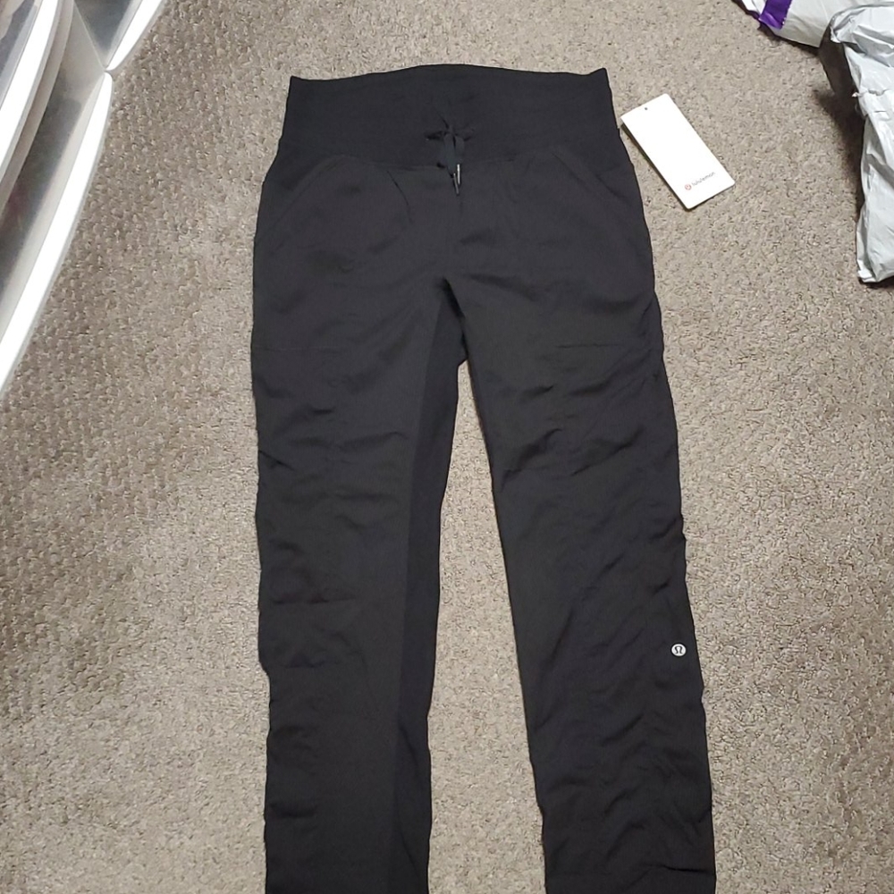 Brand new Lululemon studio pants